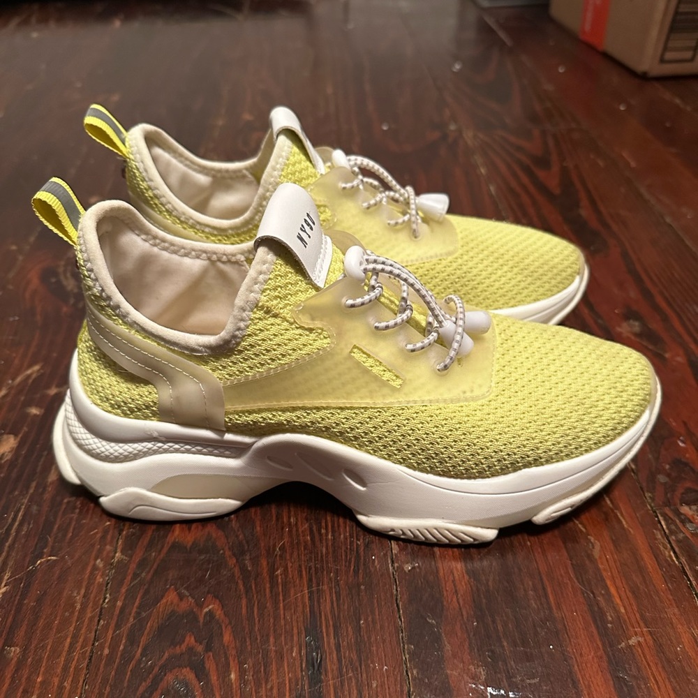 Steve Madden sneakers